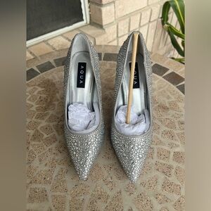New Aqua AQ-Britr Rhinestone Embellished round toe Heel 7.5
